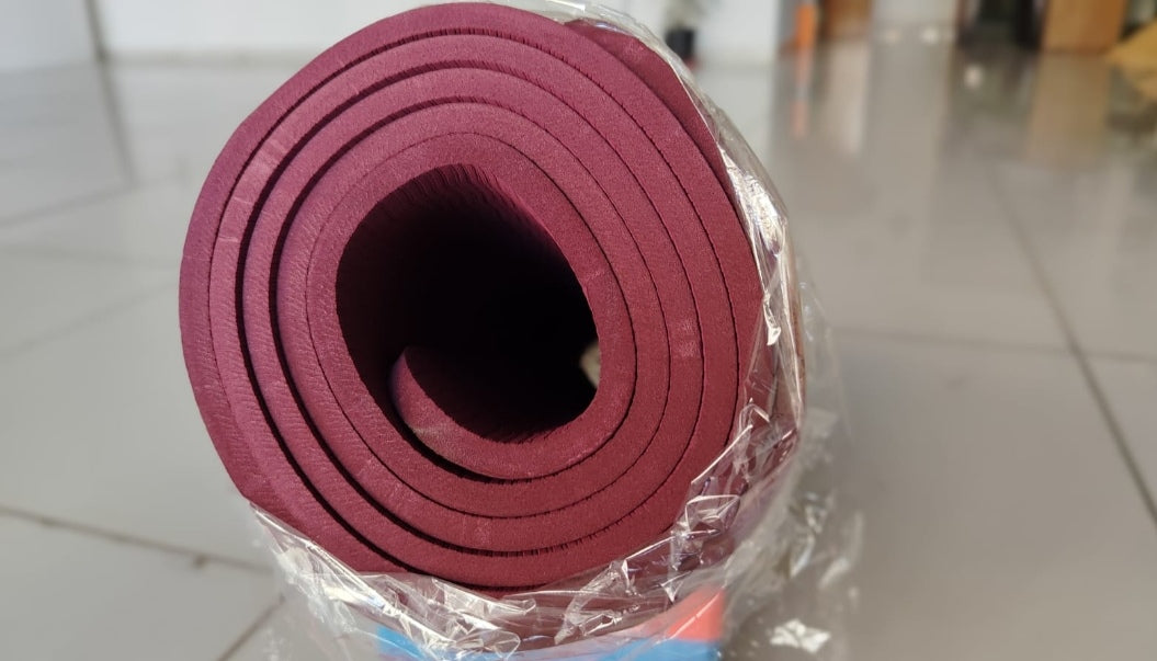 Wise life 8 mm Yoga Mat + Tightening Strap
